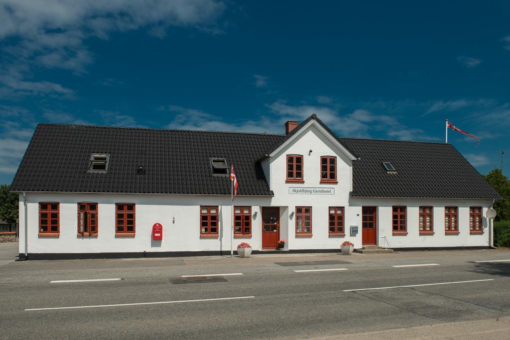 Skjoldbjerg Garnihotel Vorbasse Bagian luar foto